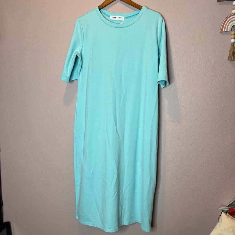 Sonnet James a play dress Tiffany blue short sleeves